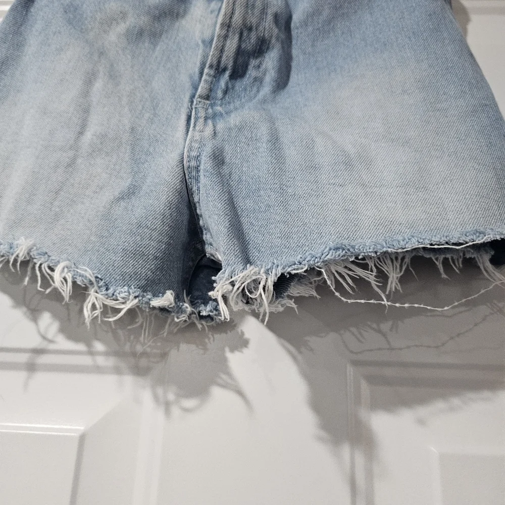 Zara cut outs on the pockets size 0
